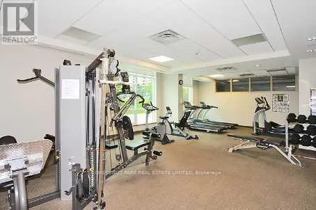 810 - 1403 ROYAL YORK ROAD