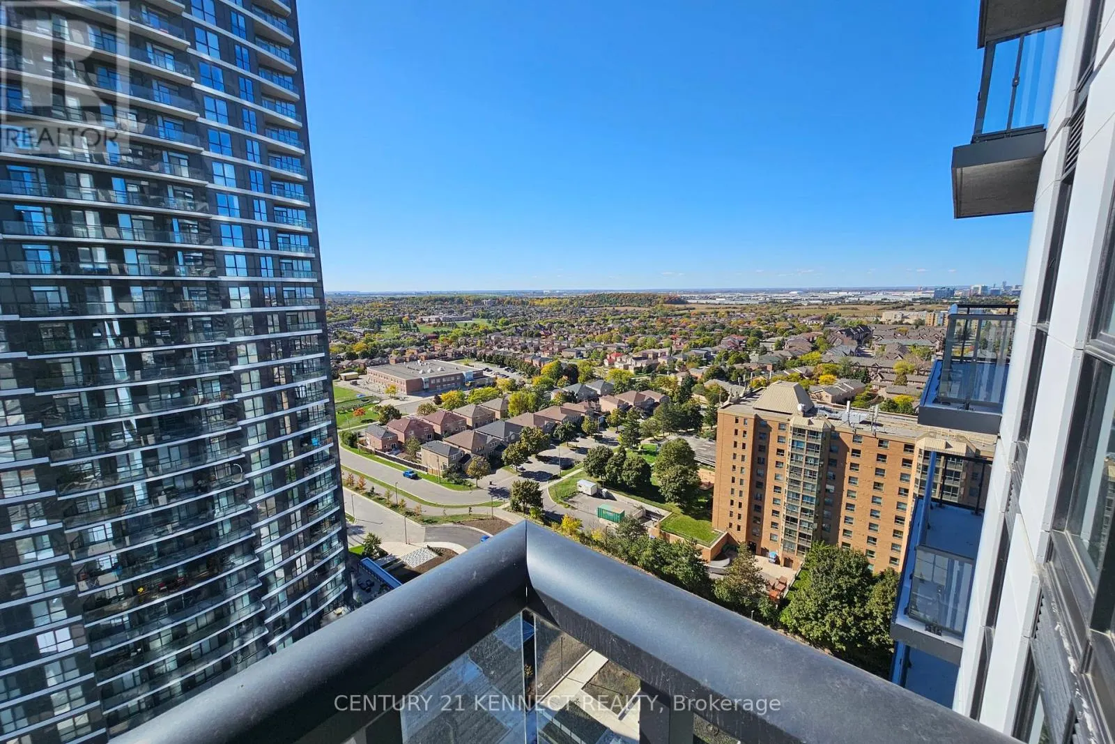 1705 - 15 WATERGARDEN DRIVE