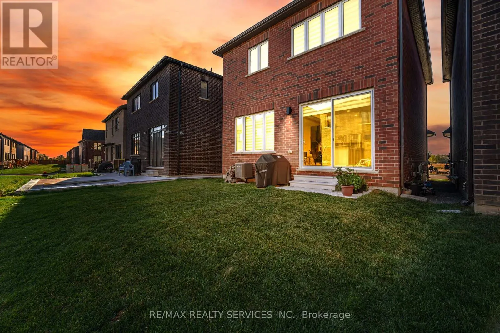 29 LIPPA DRIVE
