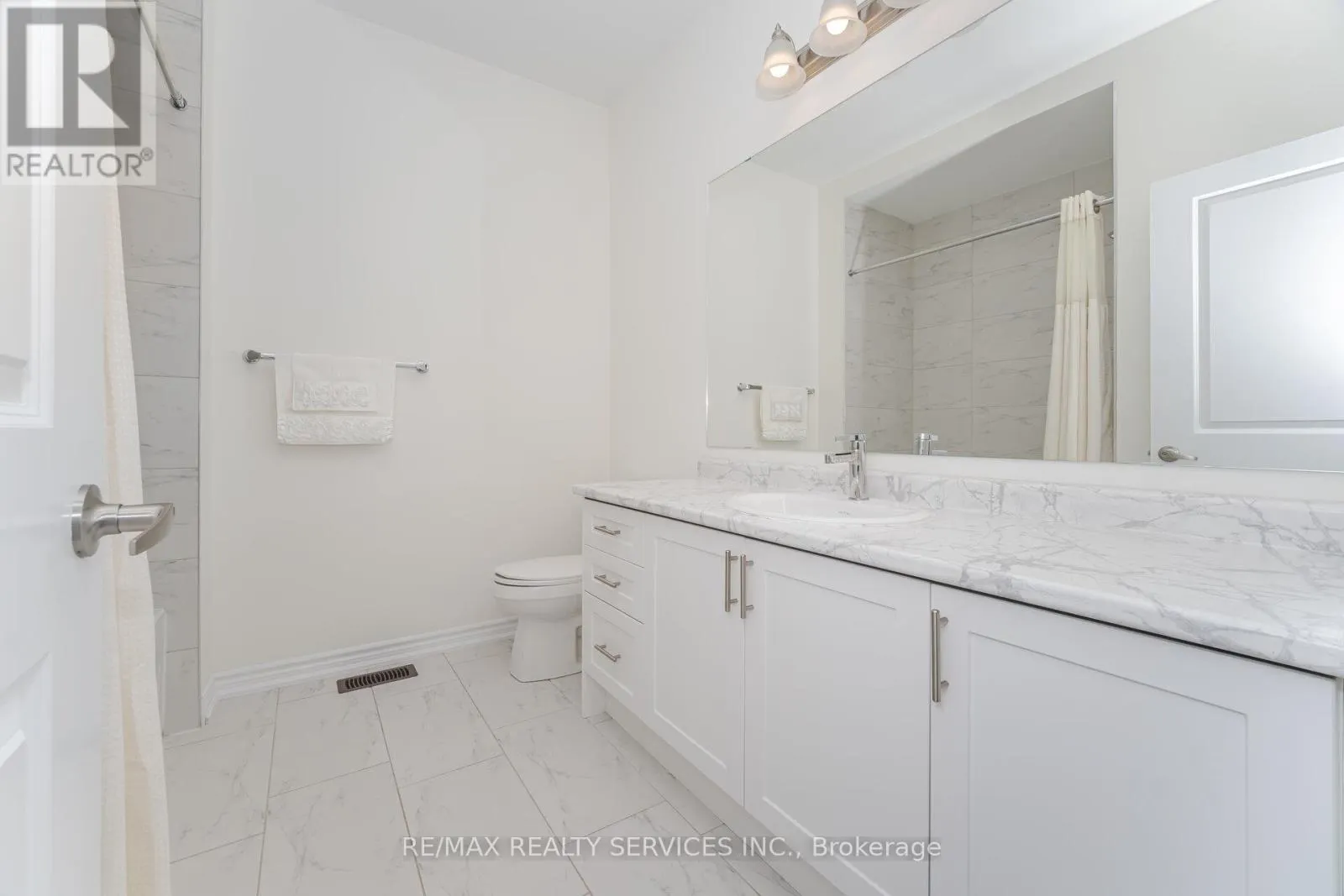 29 LIPPA DRIVE