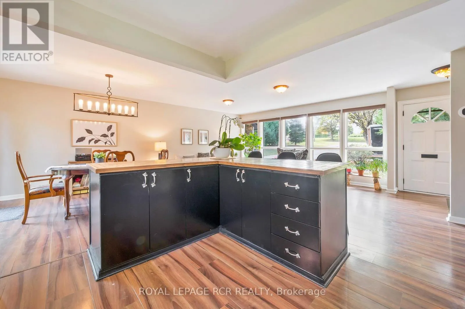 19619 MAIN STREET