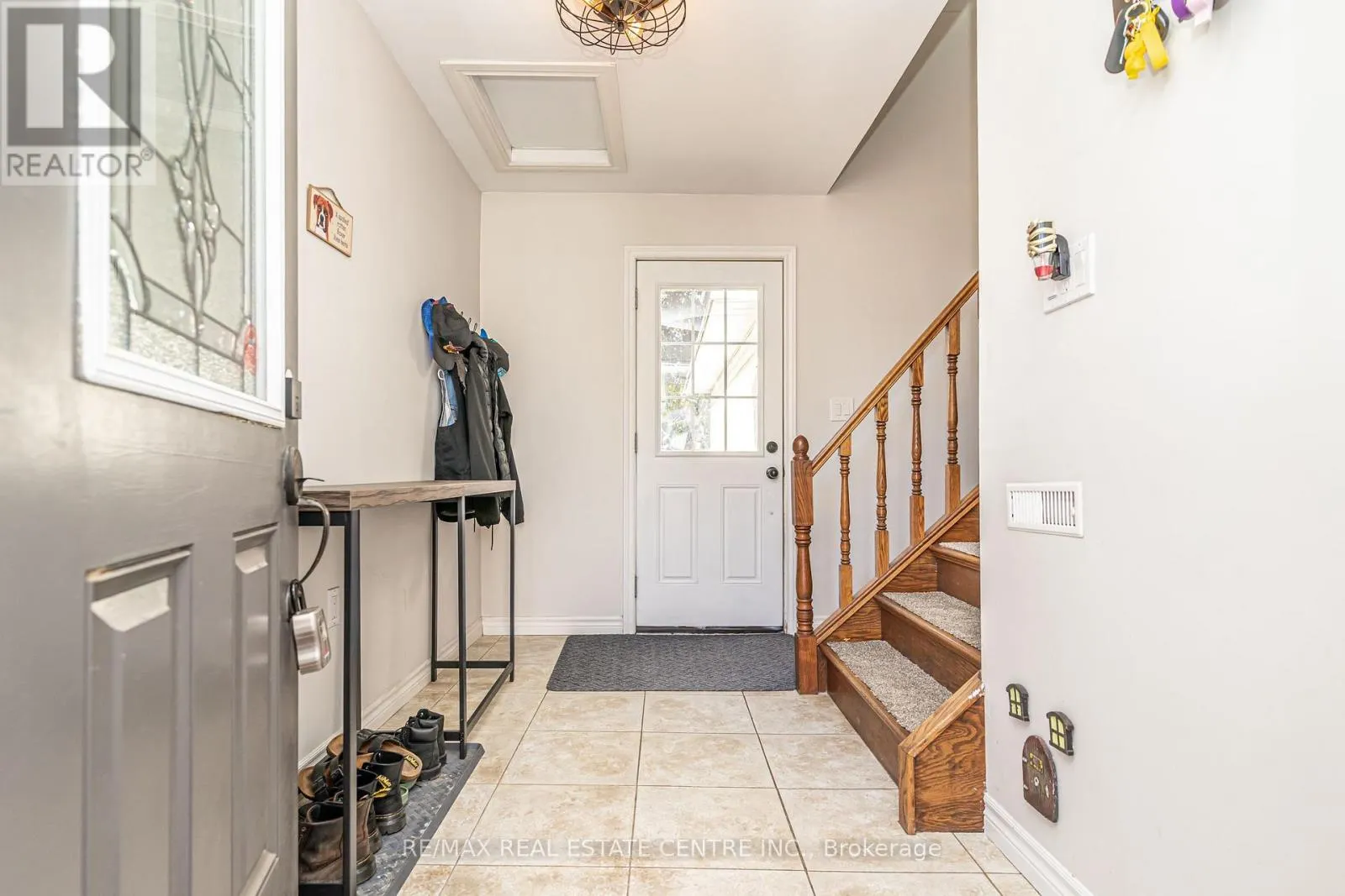 95 AVONMORE CRESCENT