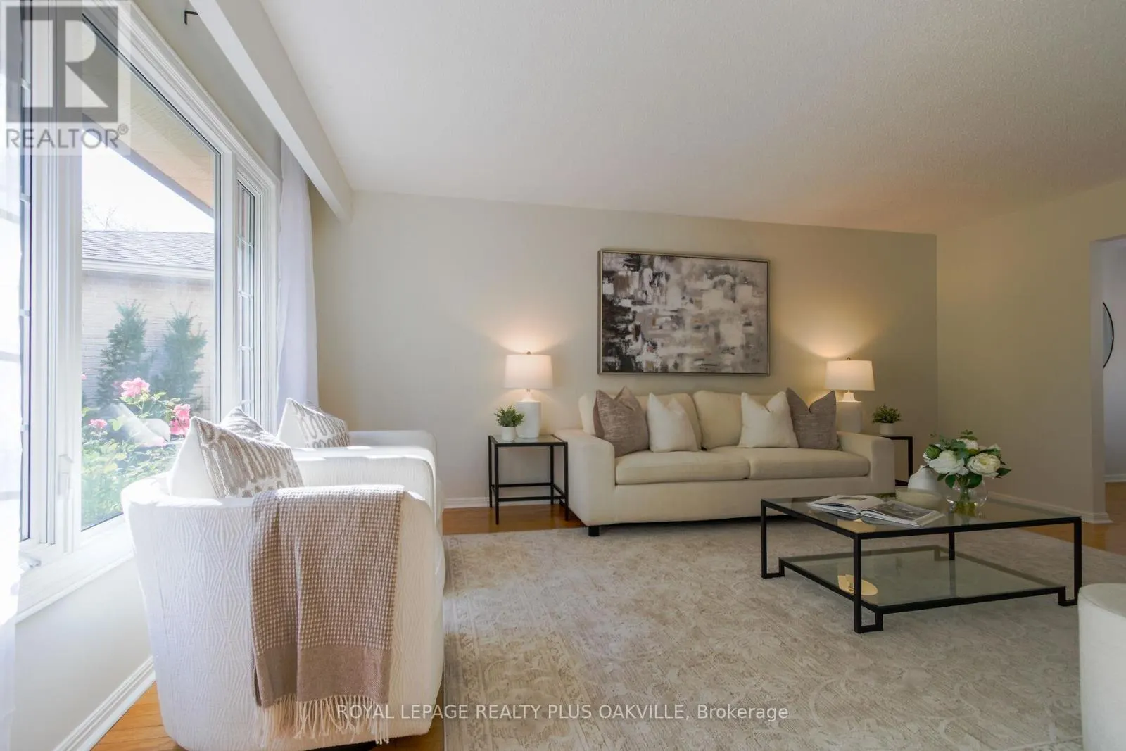 1303 HENLEY PLACE