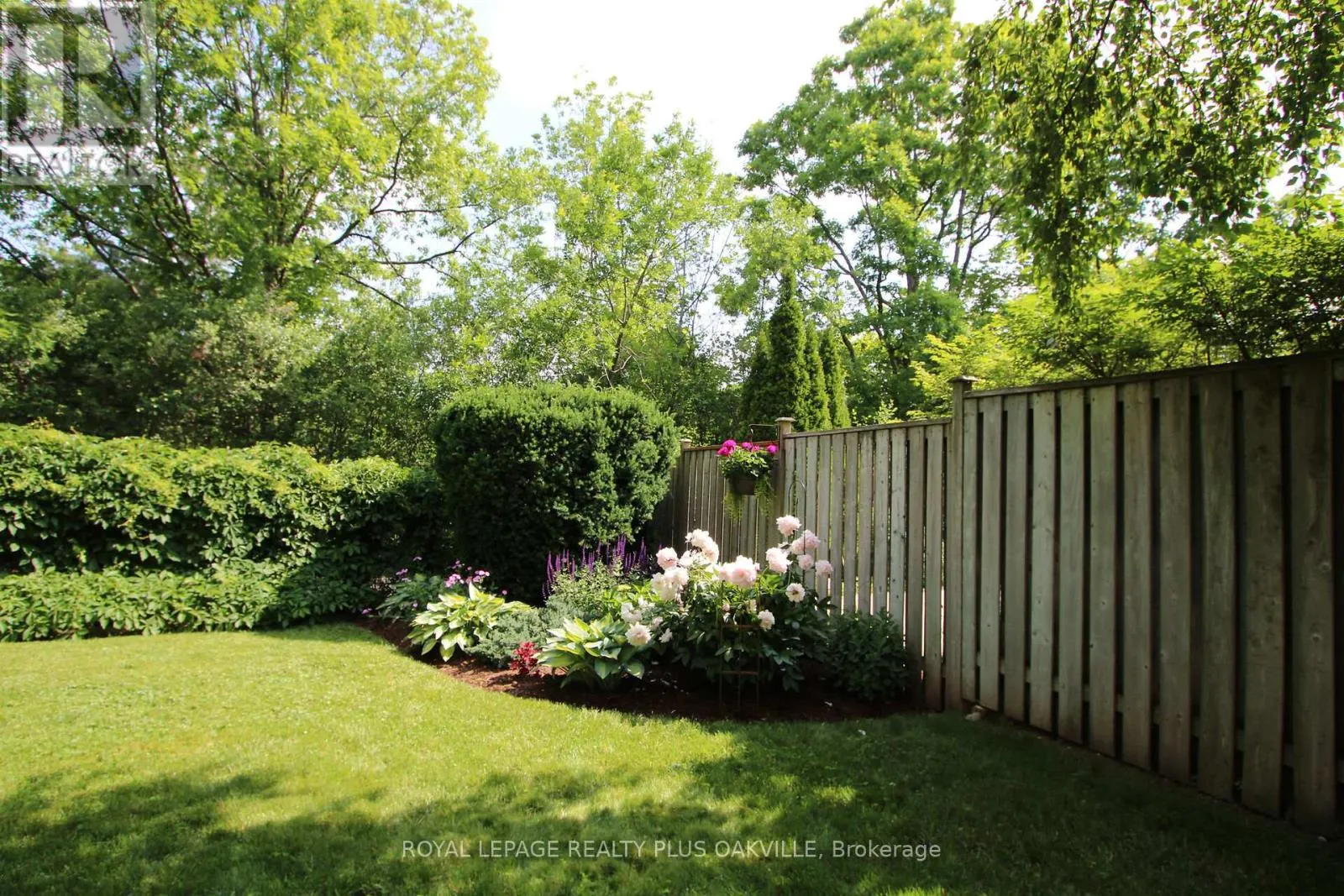 1303 HENLEY PLACE