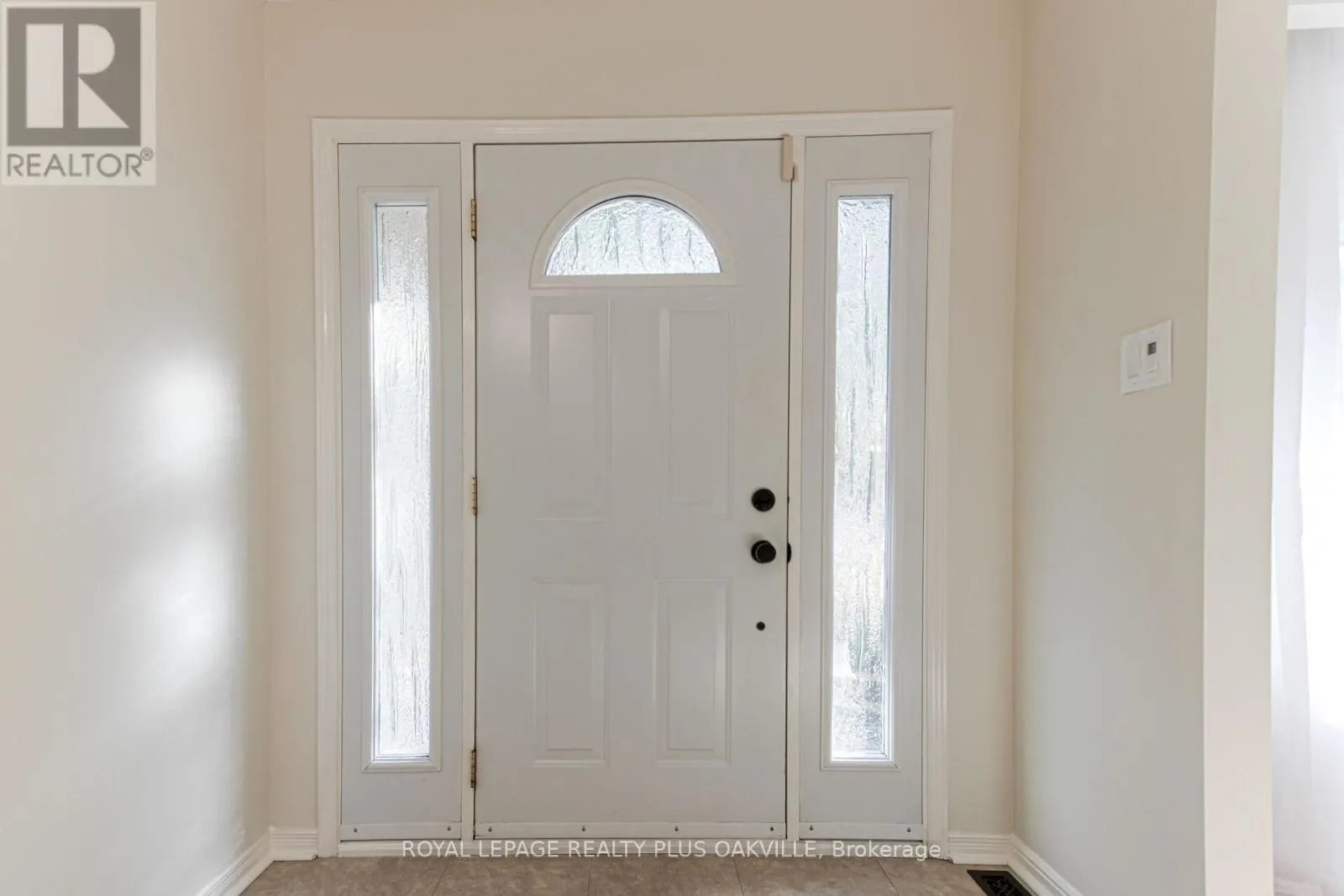 1303 HENLEY PLACE