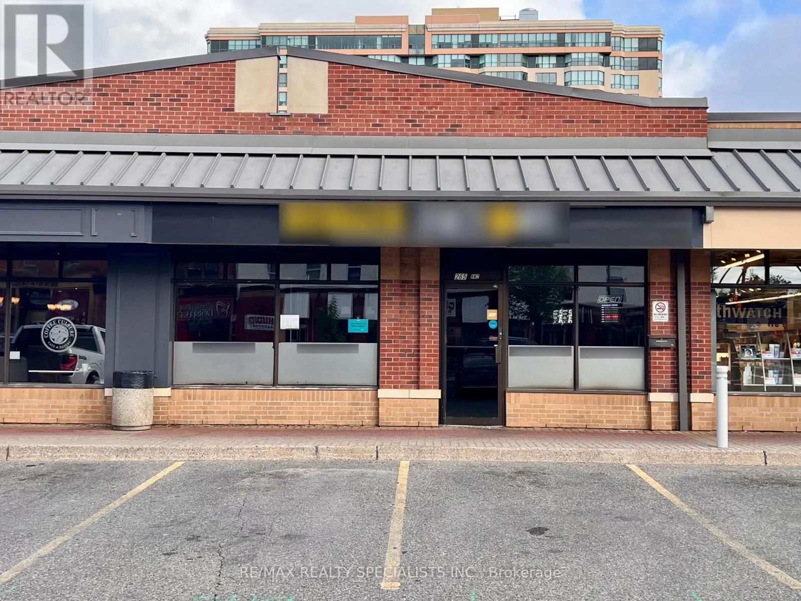 BM2 - 265 MAIN STREET E