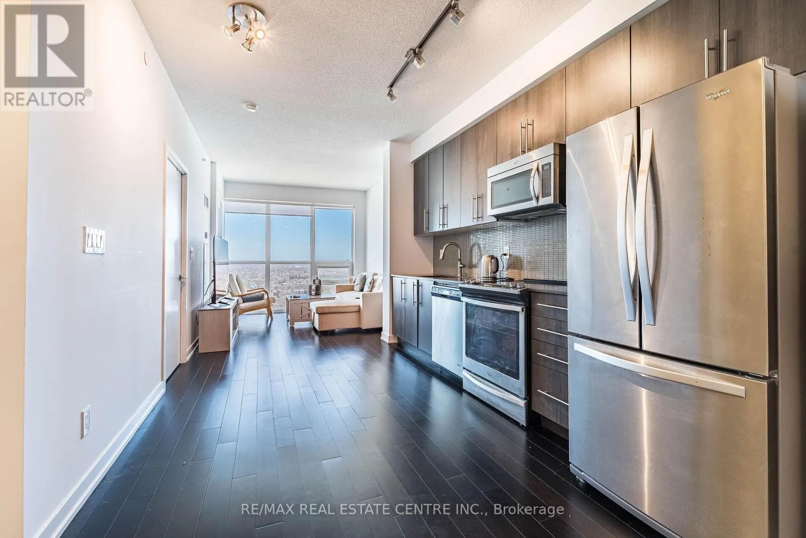 2011 - 4011 BRICKSTONE MEWS