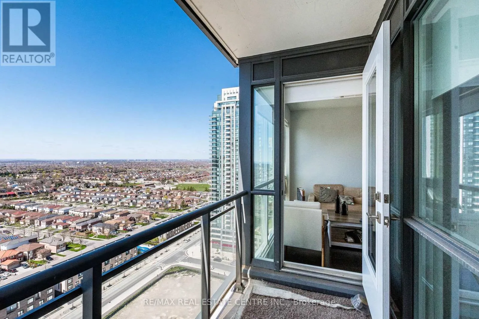 2011 - 4011 BRICKSTONE MEWS