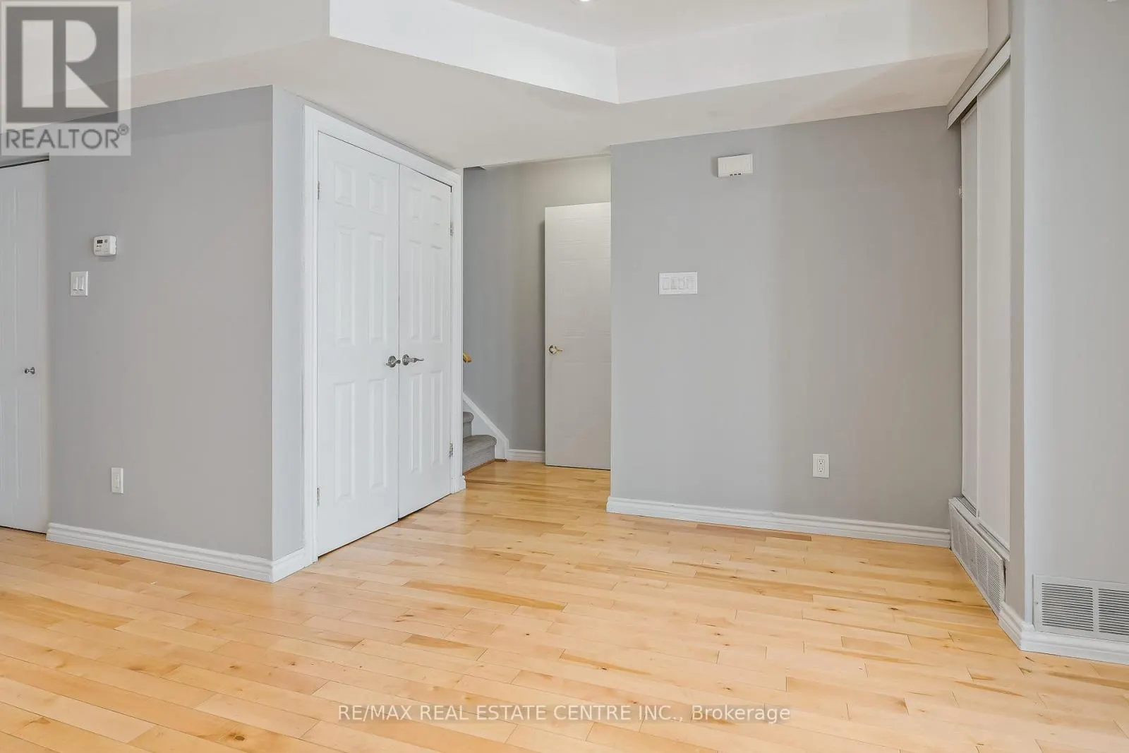 19A WYLIE CIRCLE