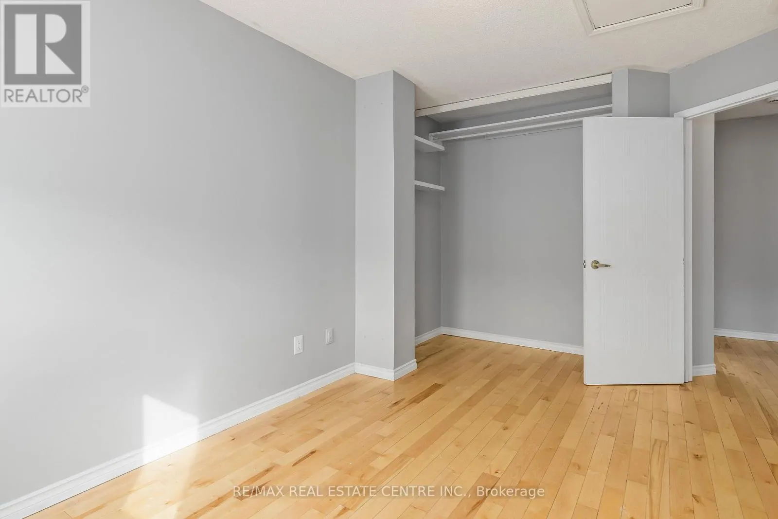 19A WYLIE CIRCLE