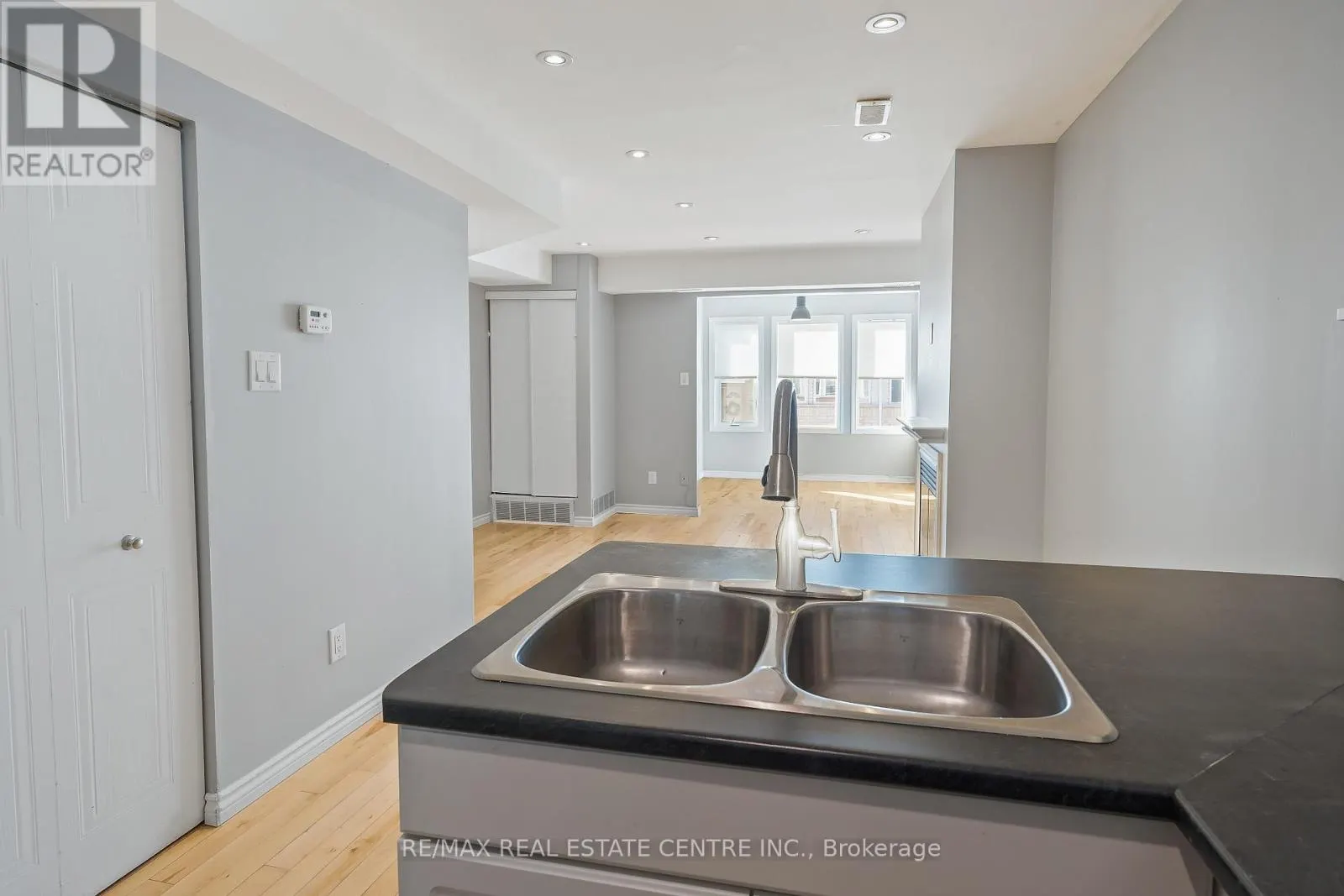 19A WYLIE CIRCLE