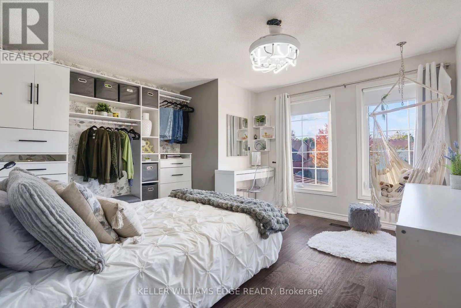 3214 TANIA CRESCENT