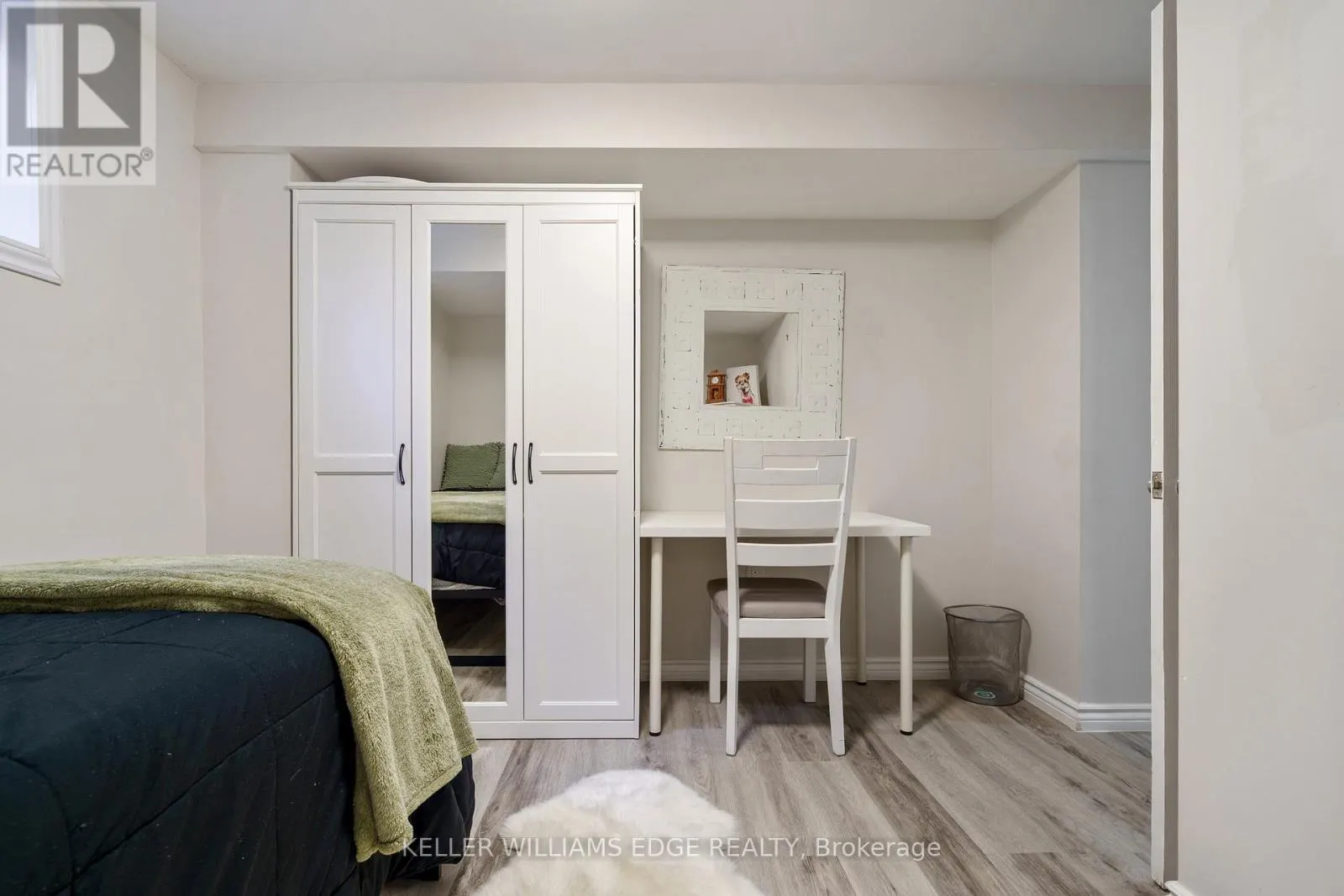 3214 TANIA CRESCENT