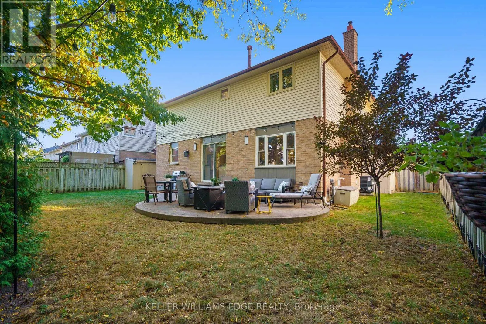 3214 TANIA CRESCENT