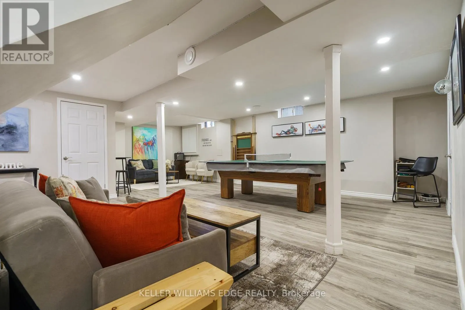 3214 TANIA CRESCENT