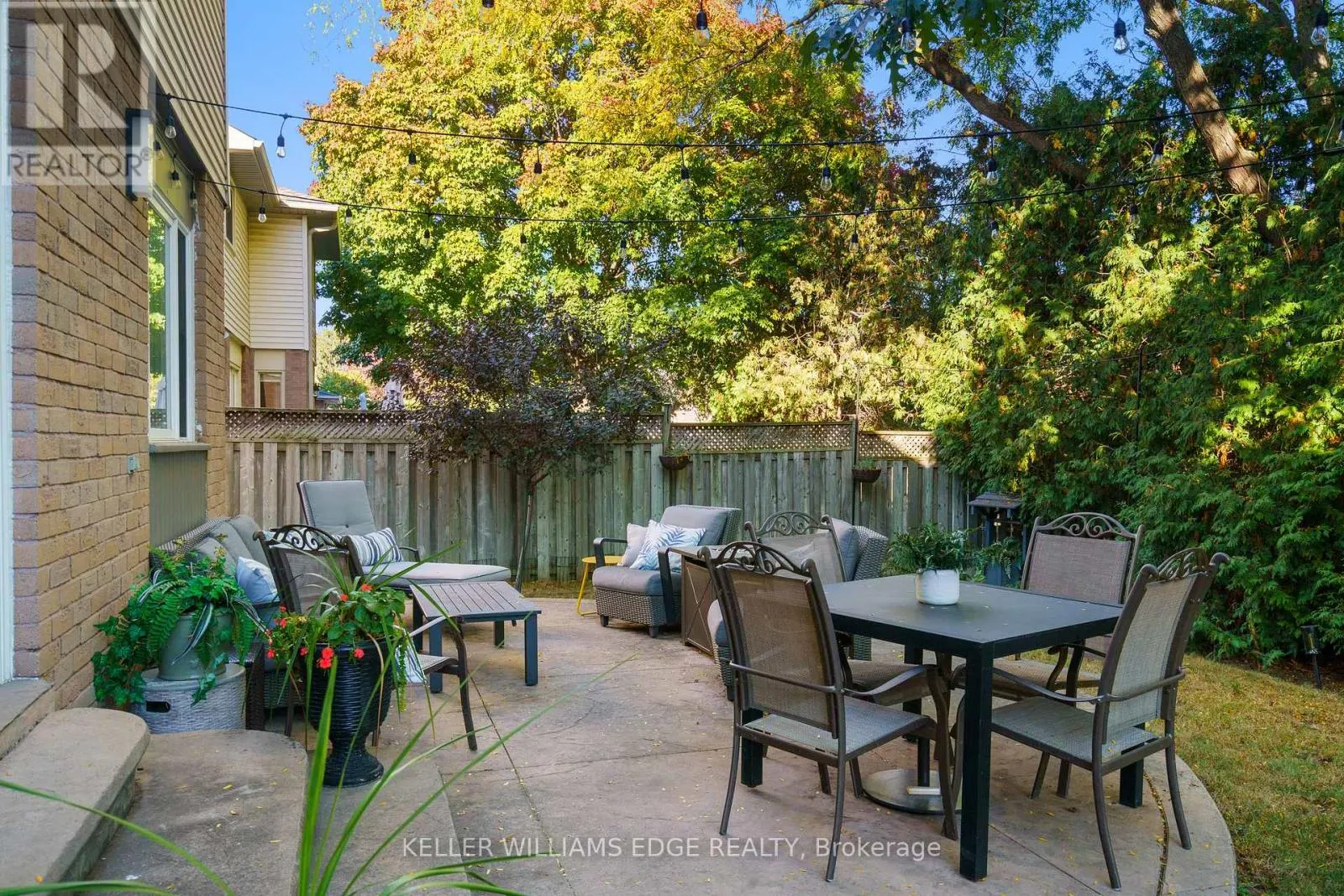 3214 TANIA CRESCENT