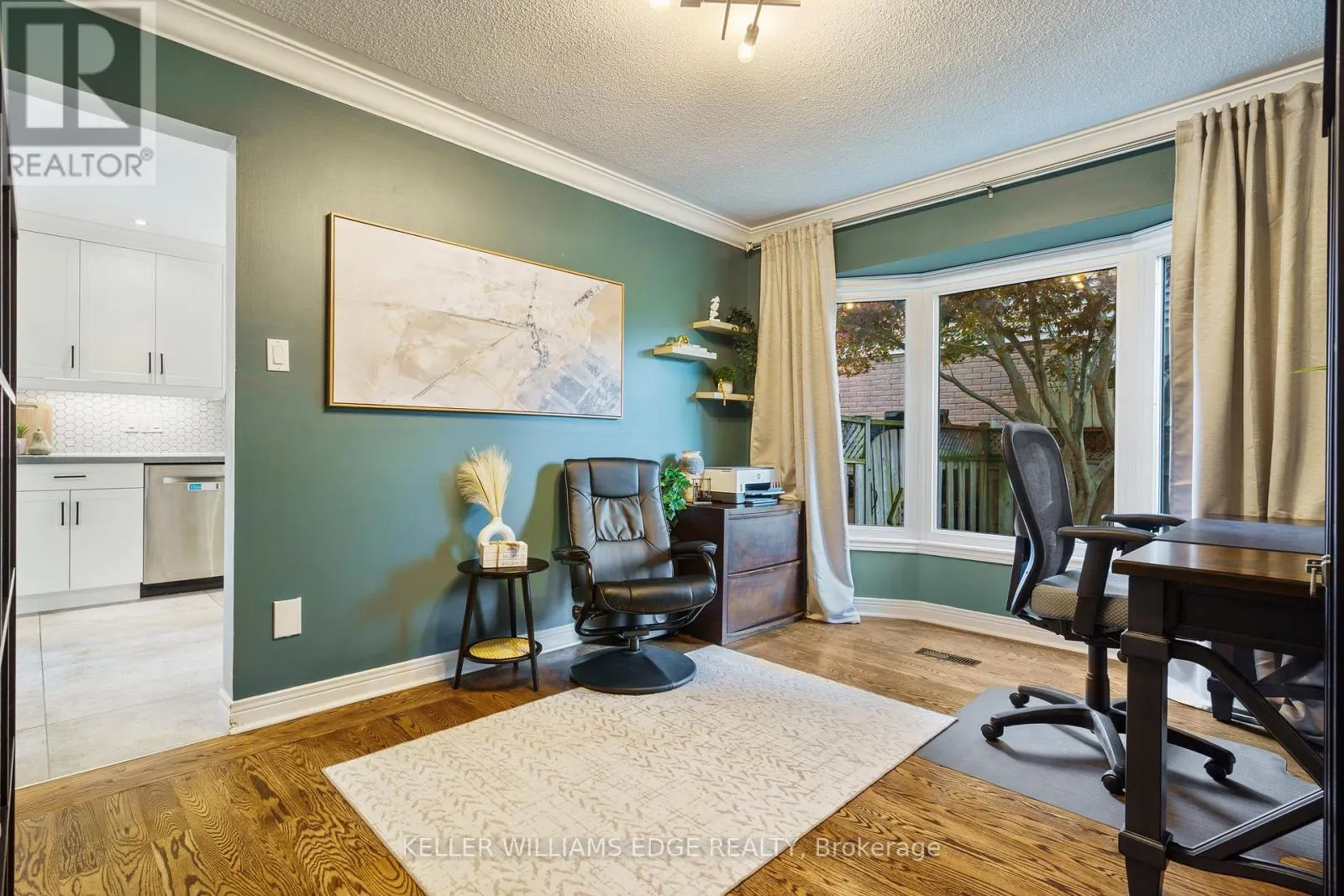 3214 TANIA CRESCENT