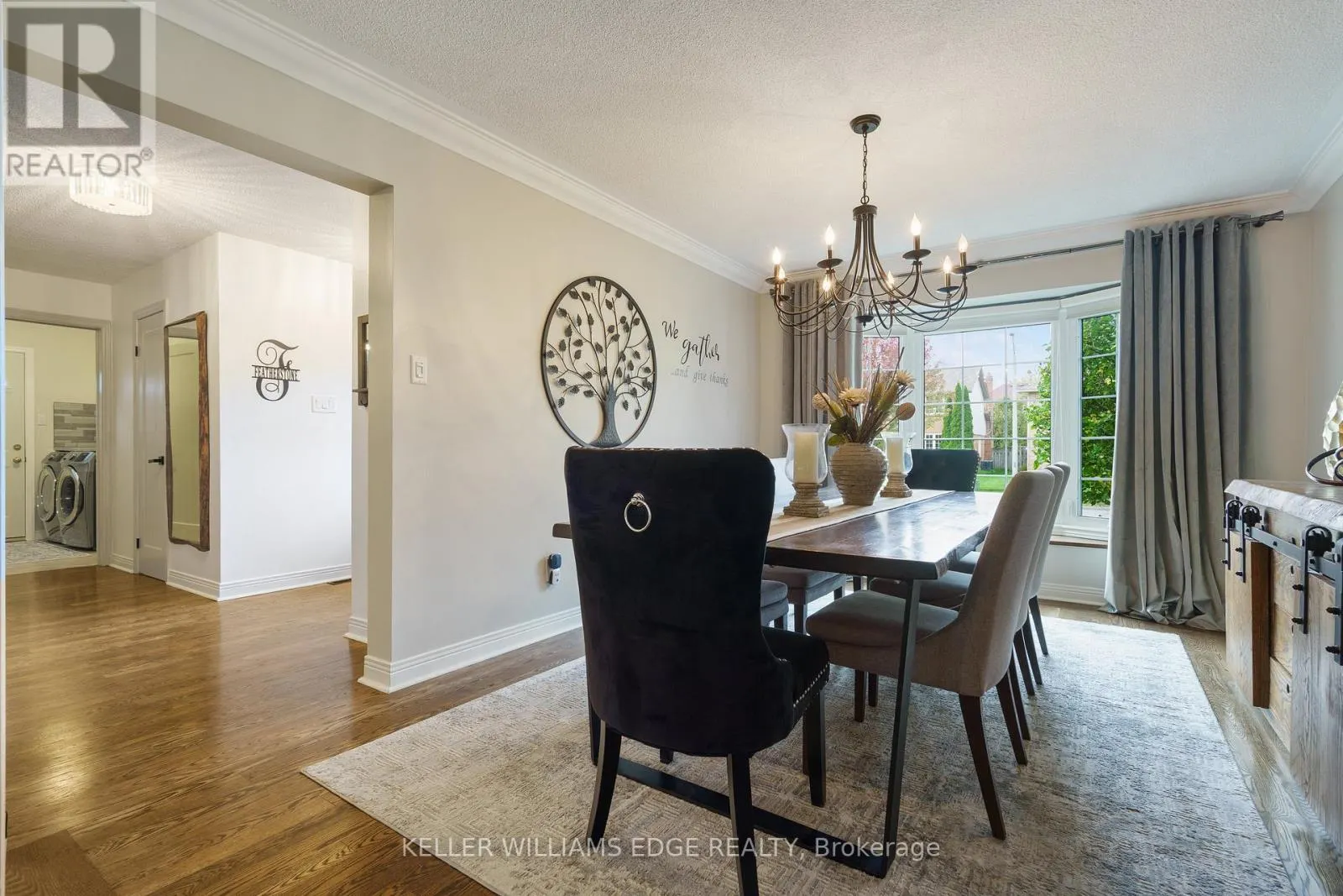 3214 TANIA CRESCENT