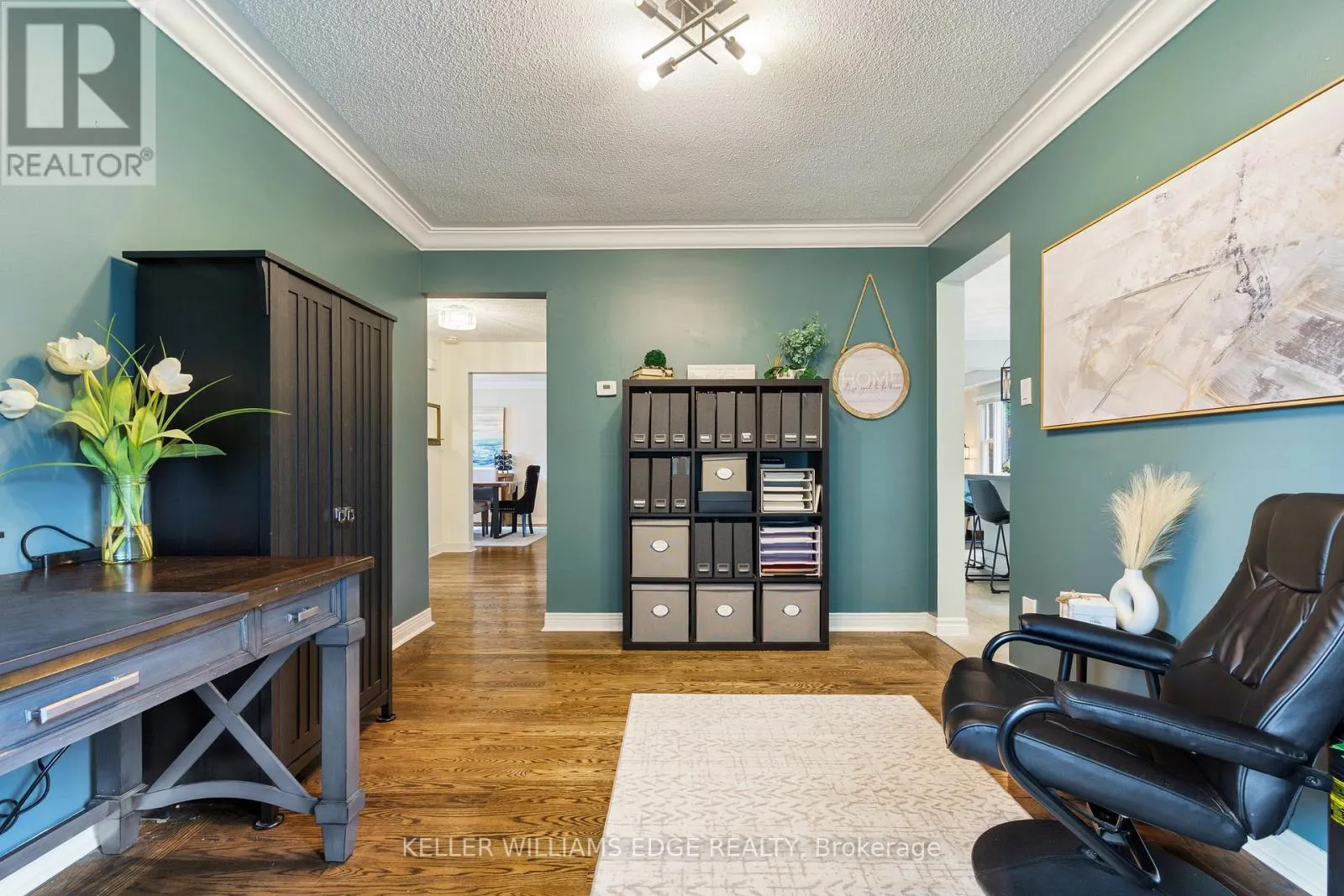 3214 TANIA CRESCENT