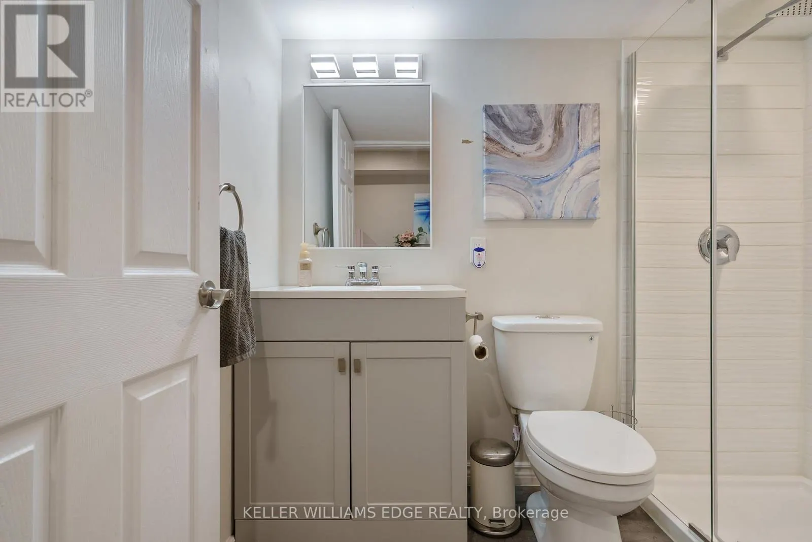 3214 TANIA CRESCENT