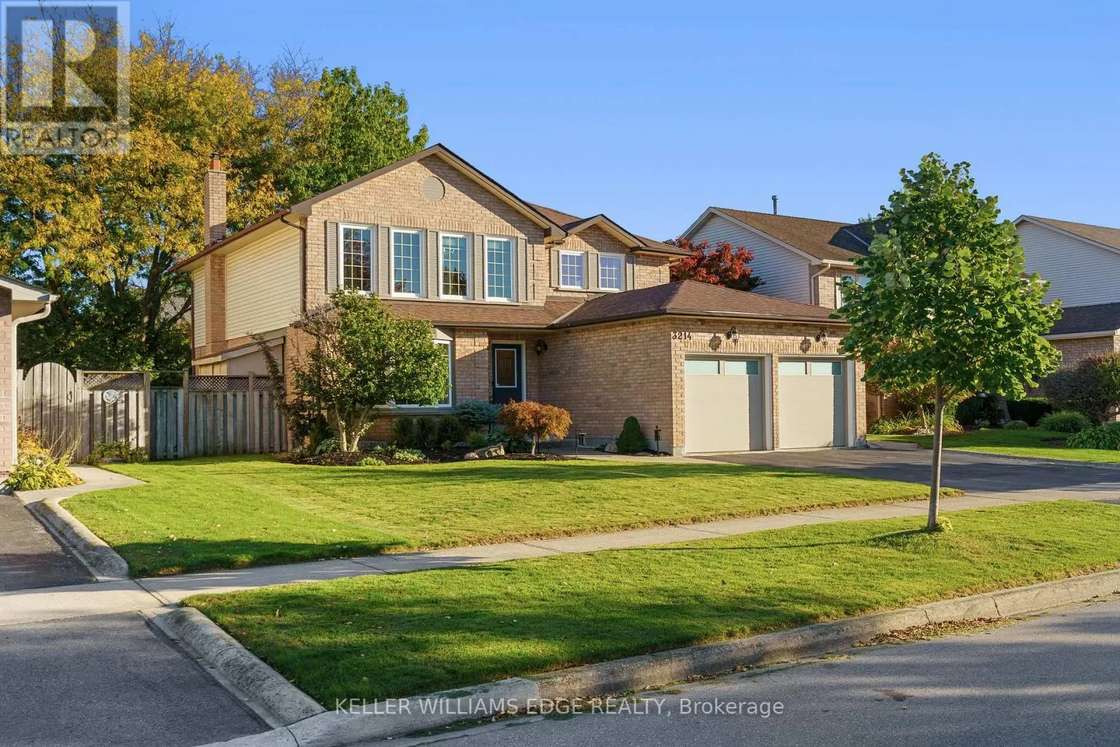 3214 TANIA CRESCENT