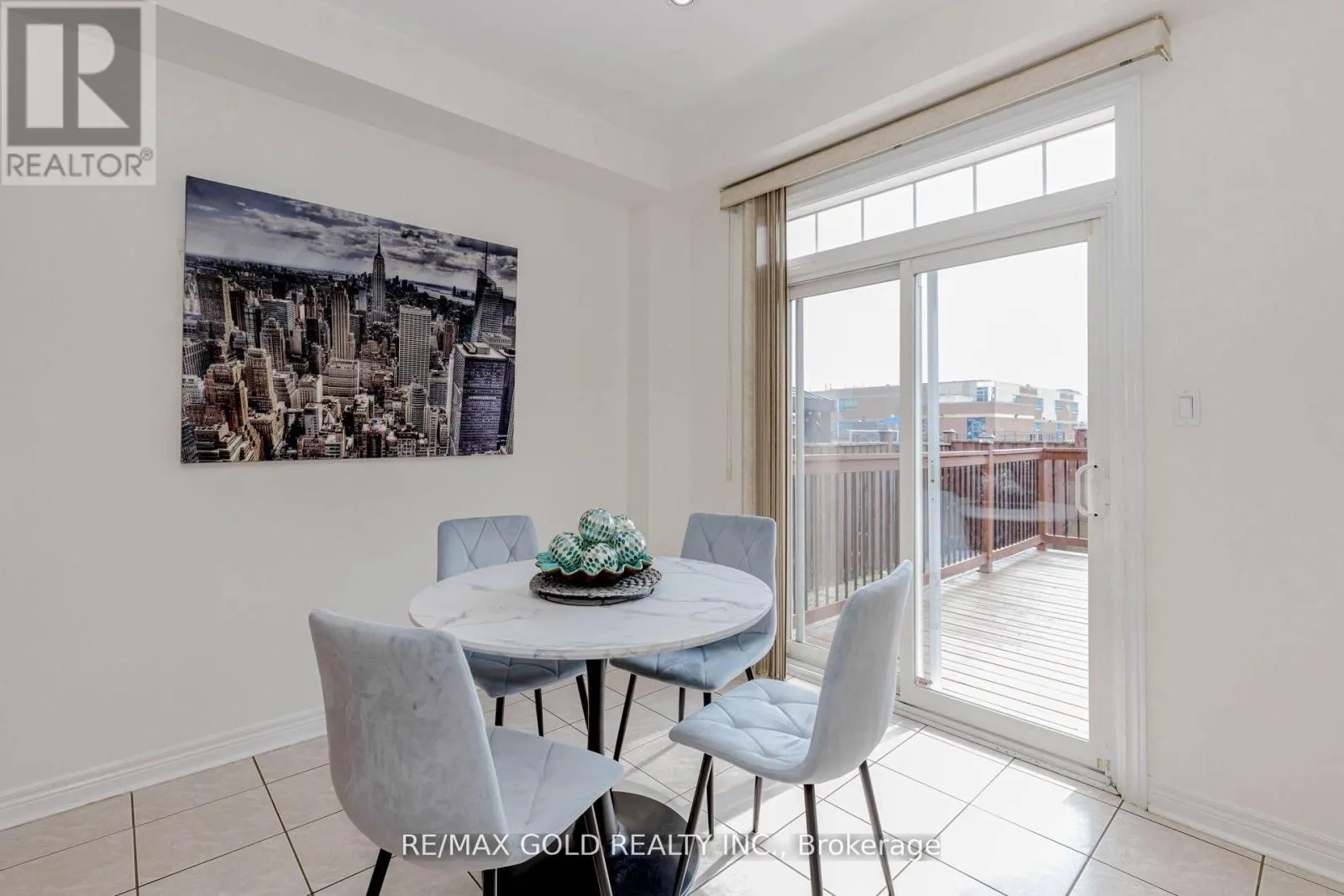 22 UNGAVA BAY ROAD