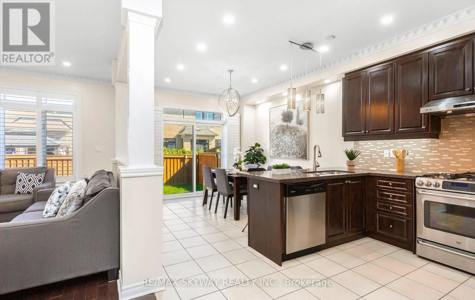 87 VILLADOWNS TRAIL