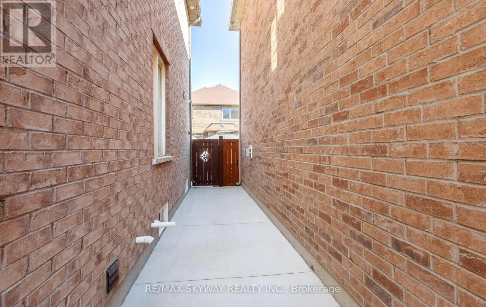 87 VILLADOWNS TRAIL