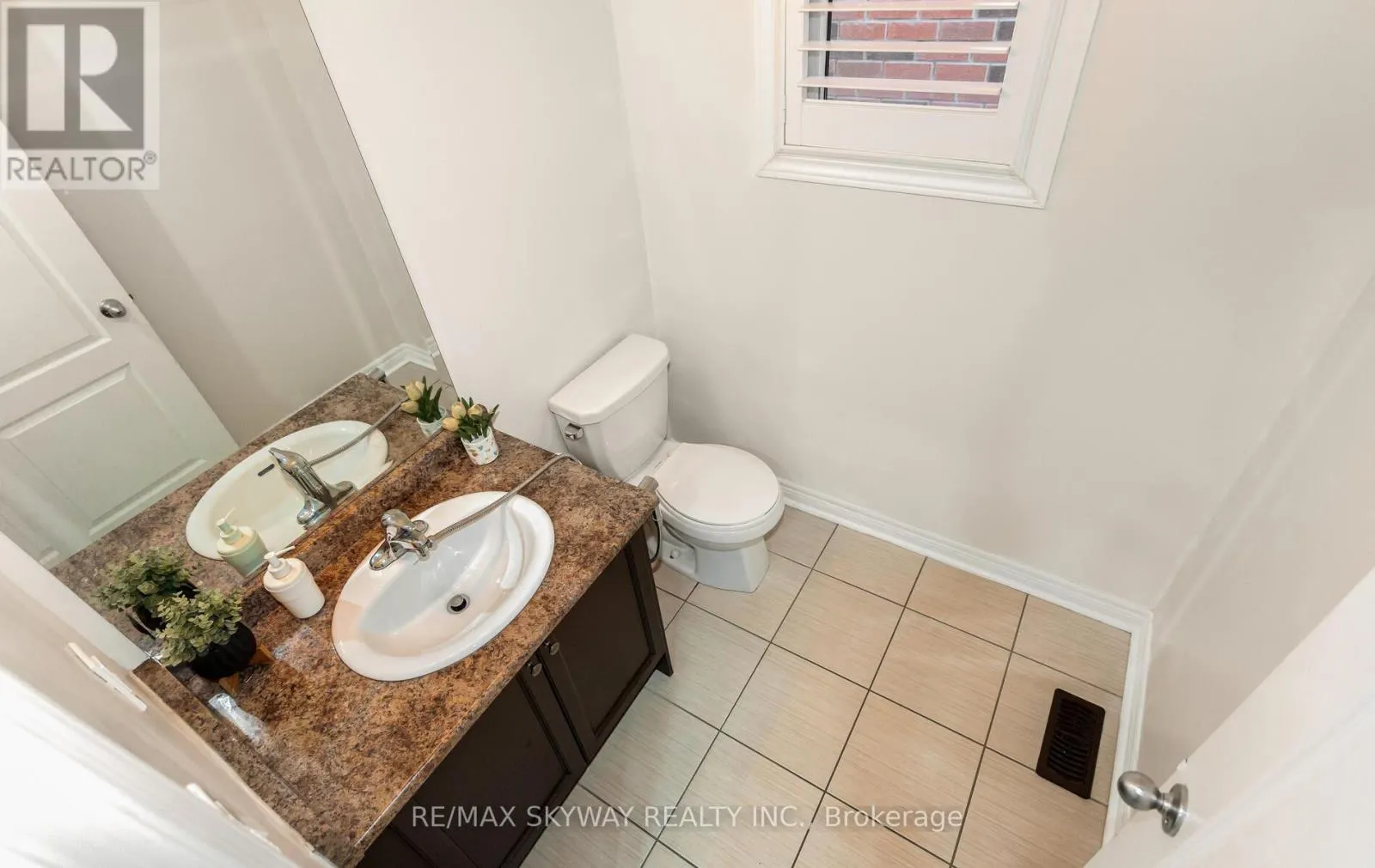87 VILLADOWNS TRAIL