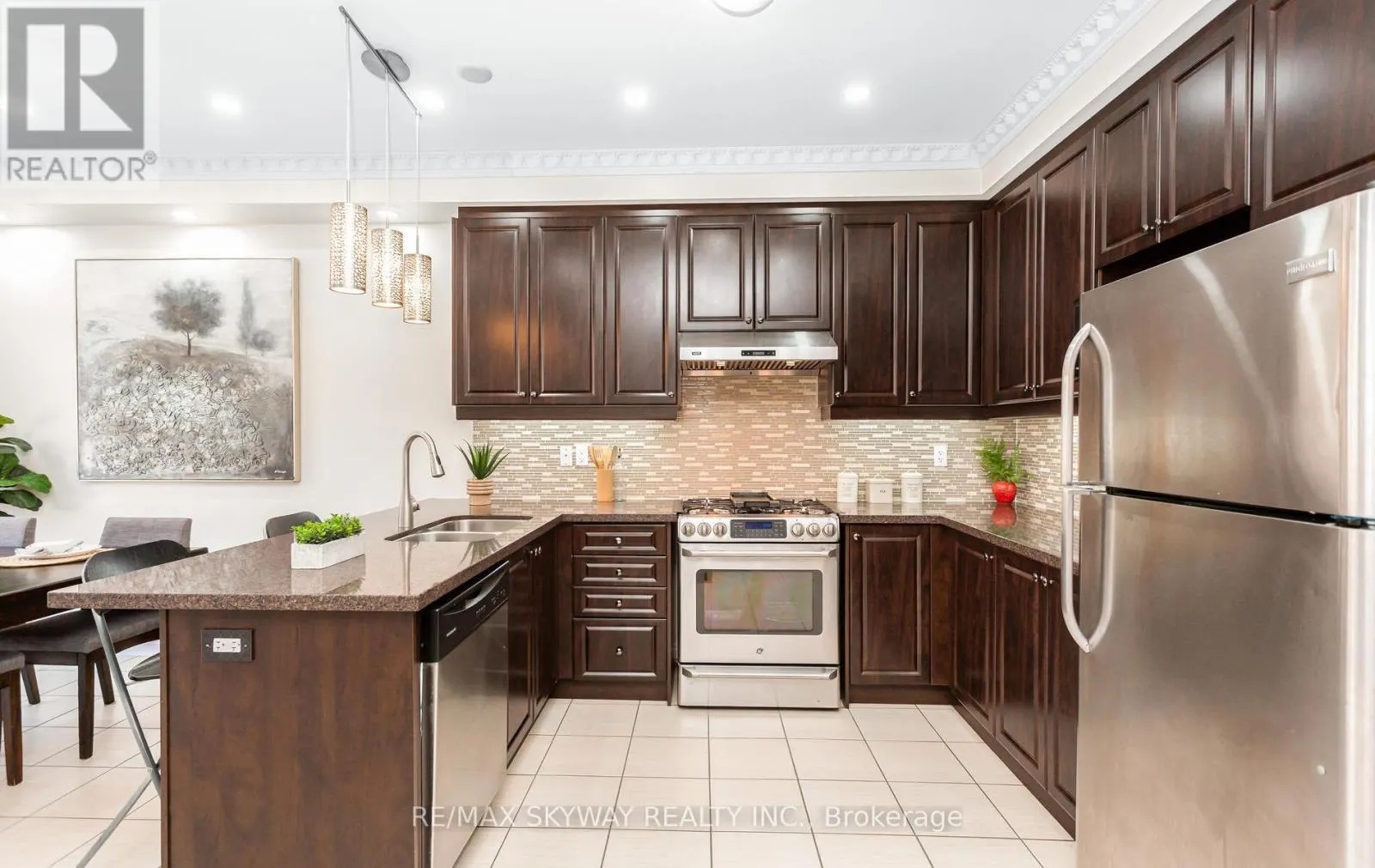 87 VILLADOWNS TRAIL