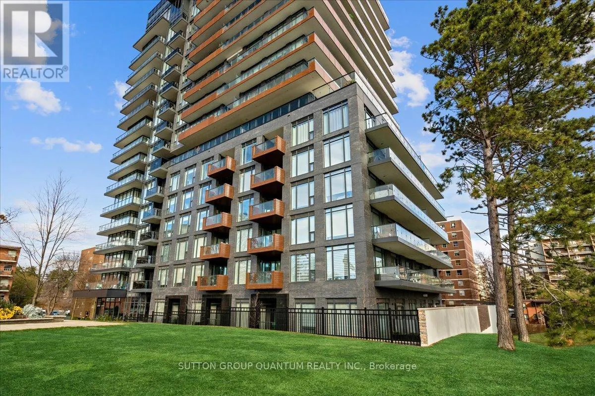 315 - 21 PARK STREET E