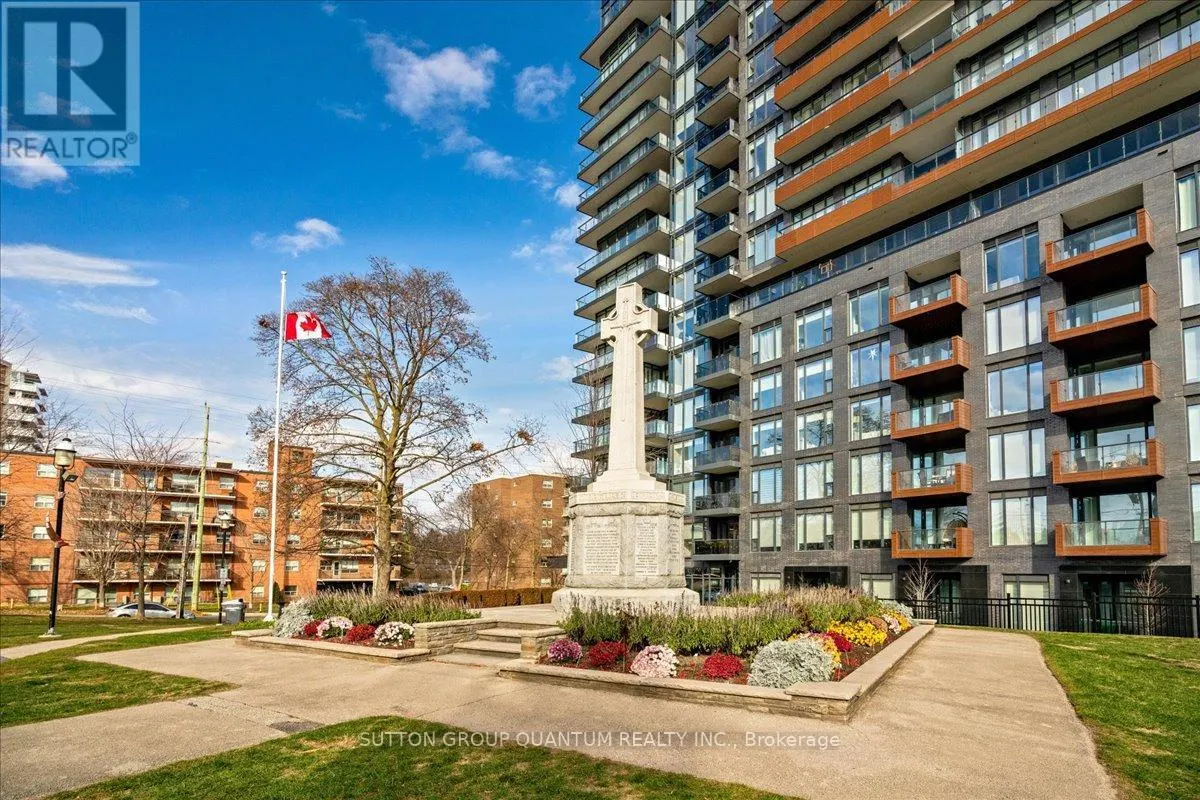 315 - 21 PARK STREET E