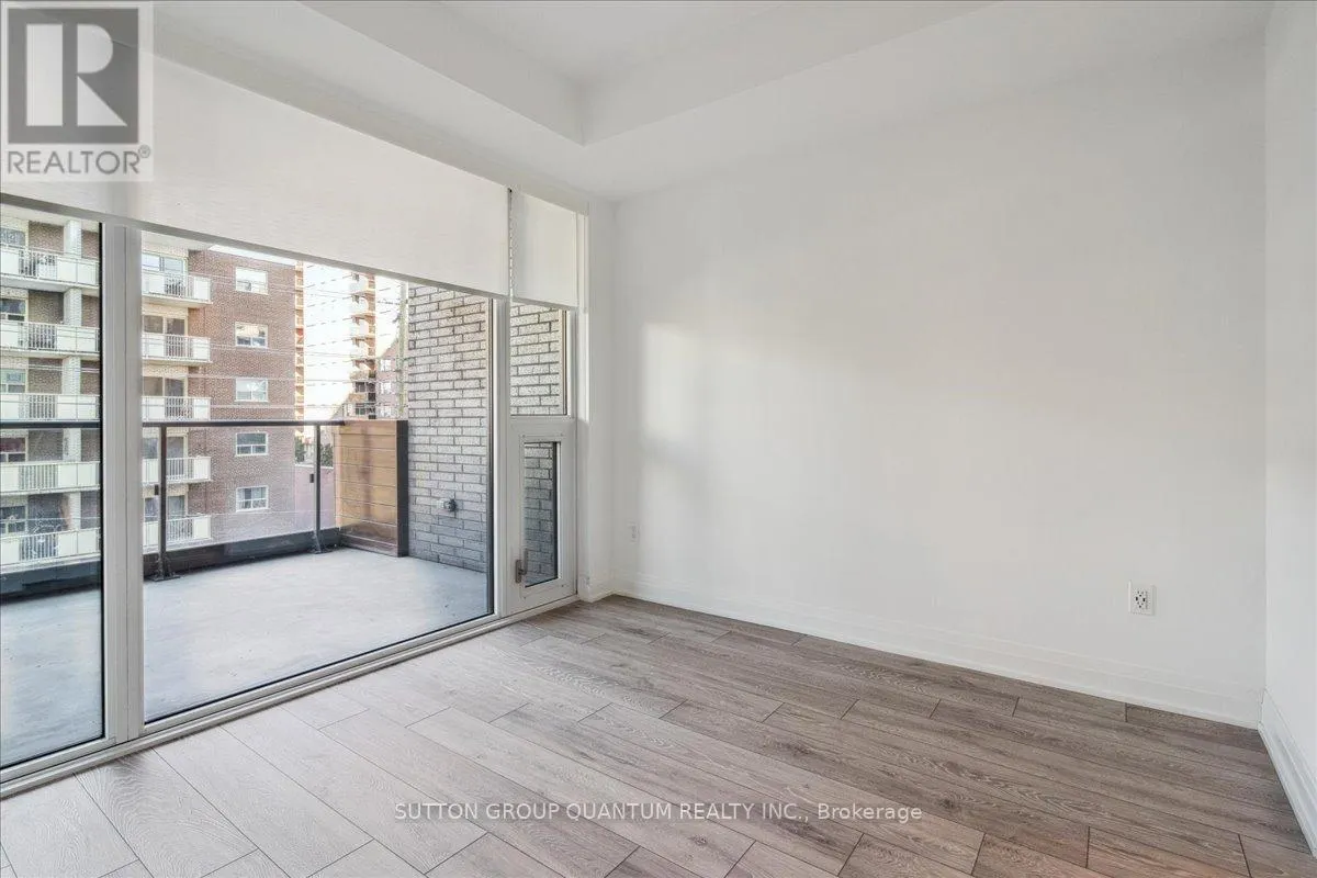 315 - 21 PARK STREET E