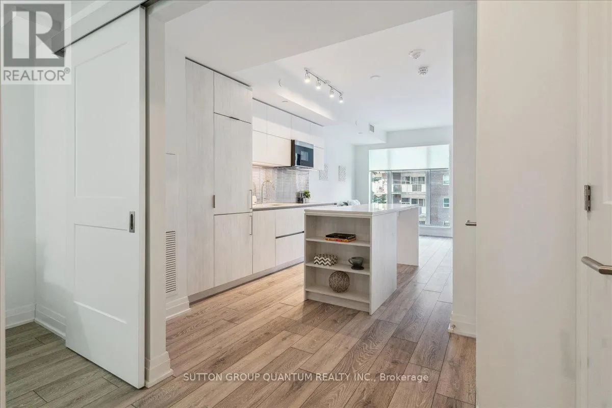 315 - 21 PARK STREET E
