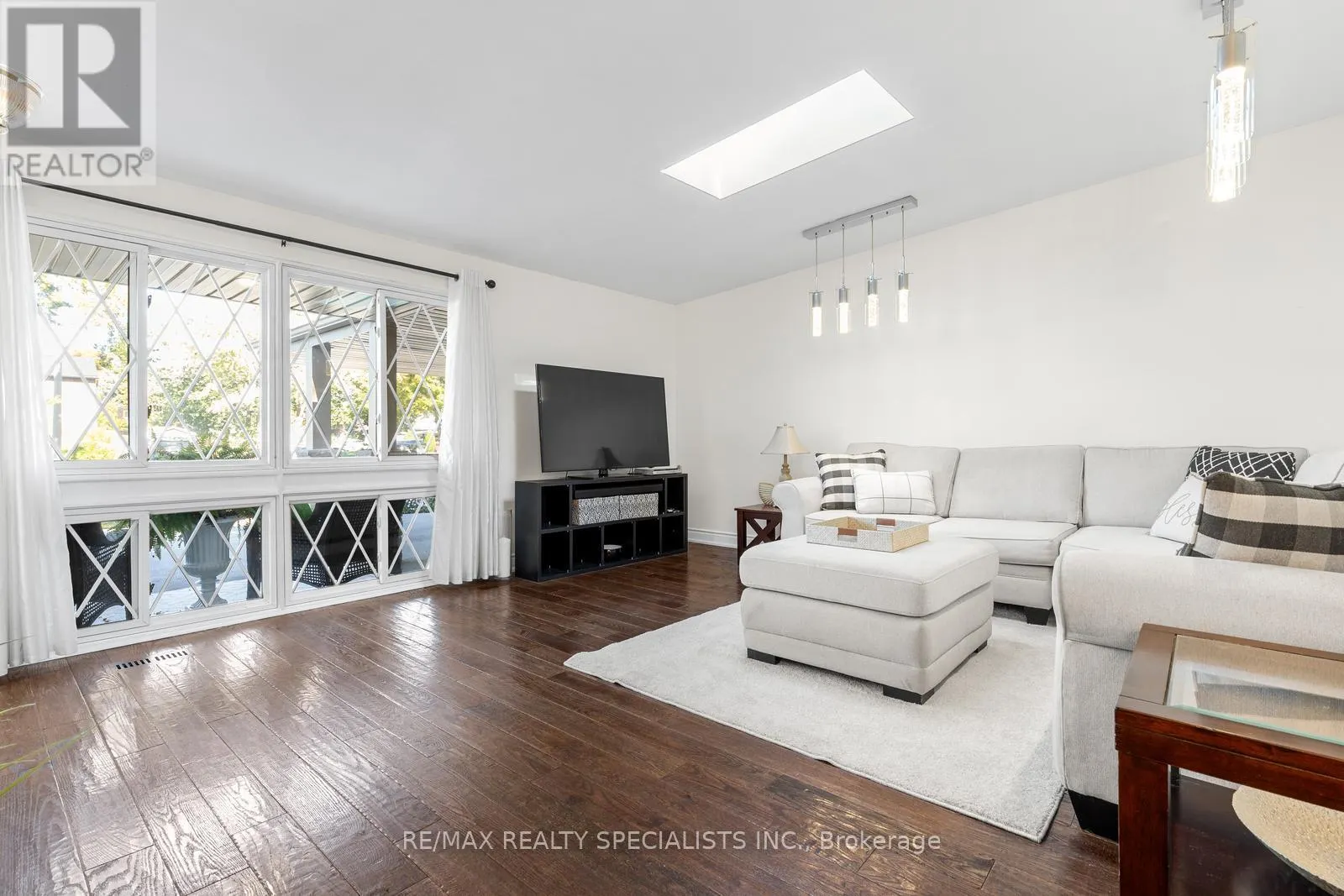 2610 CONSTABLE ROAD