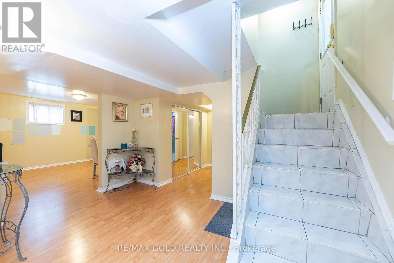 3196 NEWBOUND COURT