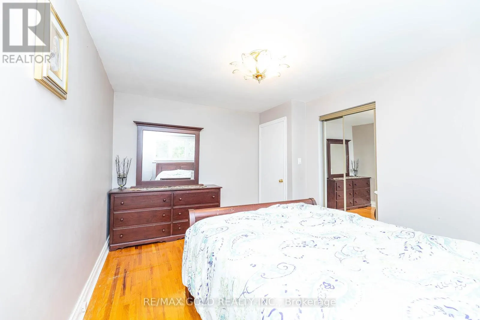 3196 NEWBOUND COURT