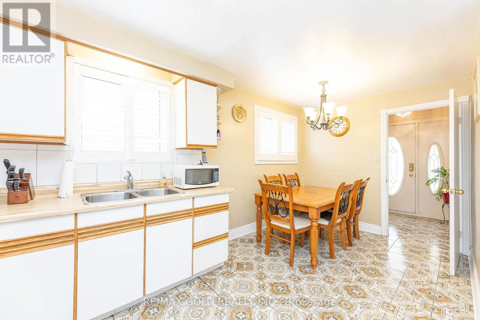 3196 NEWBOUND COURT