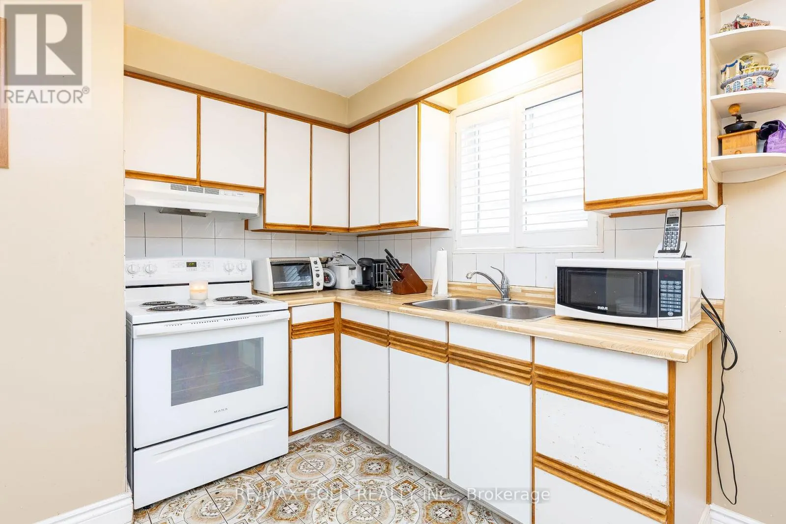3196 NEWBOUND COURT