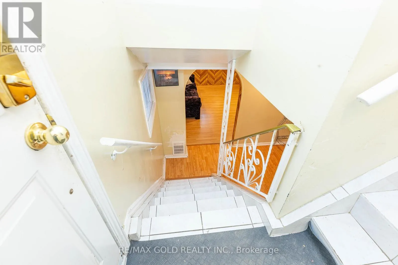 3196 NEWBOUND COURT