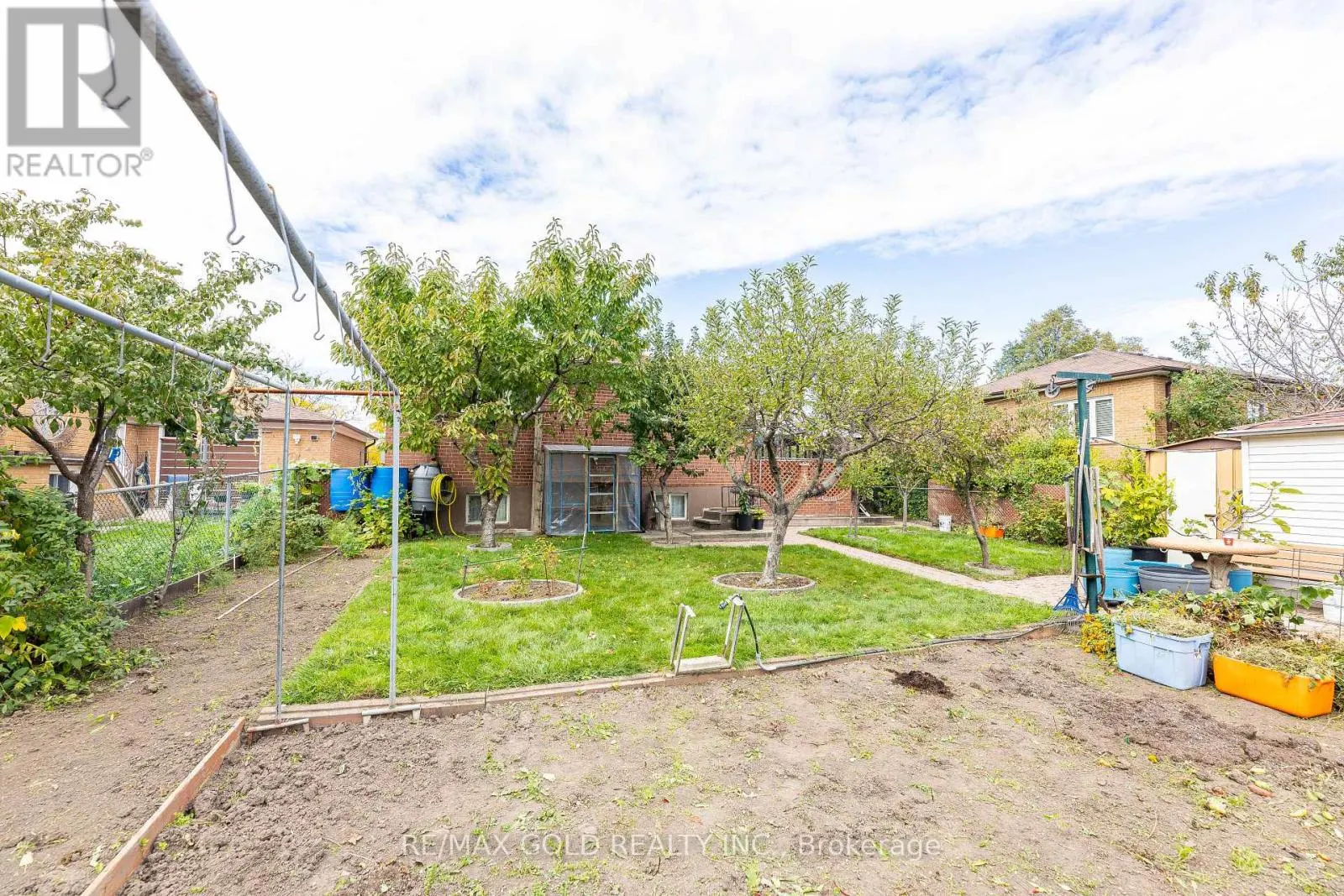 3196 NEWBOUND COURT