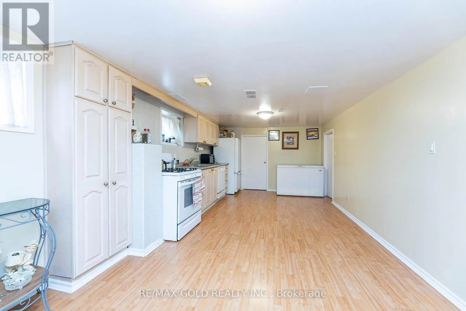 3196 NEWBOUND COURT