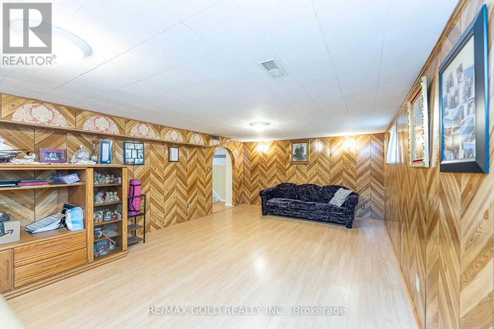 3196 NEWBOUND COURT