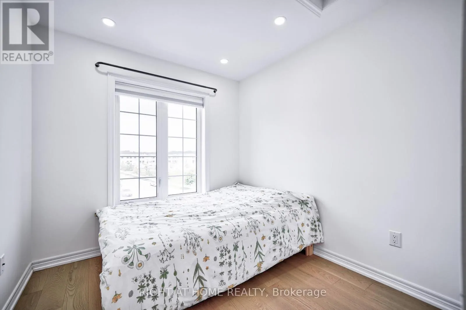 422 BELCOURT COMMON