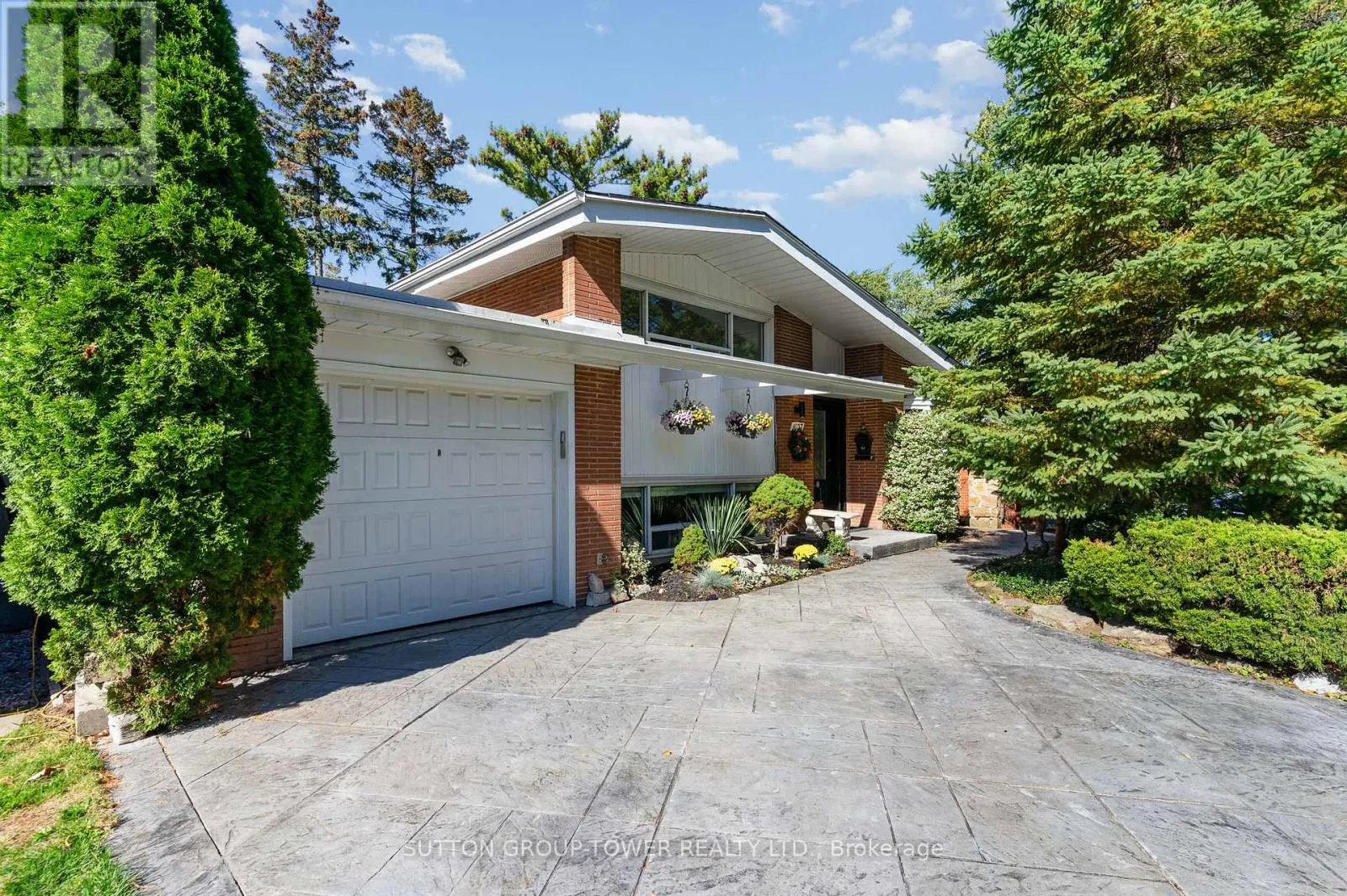 1037 LEILANI DRIVE