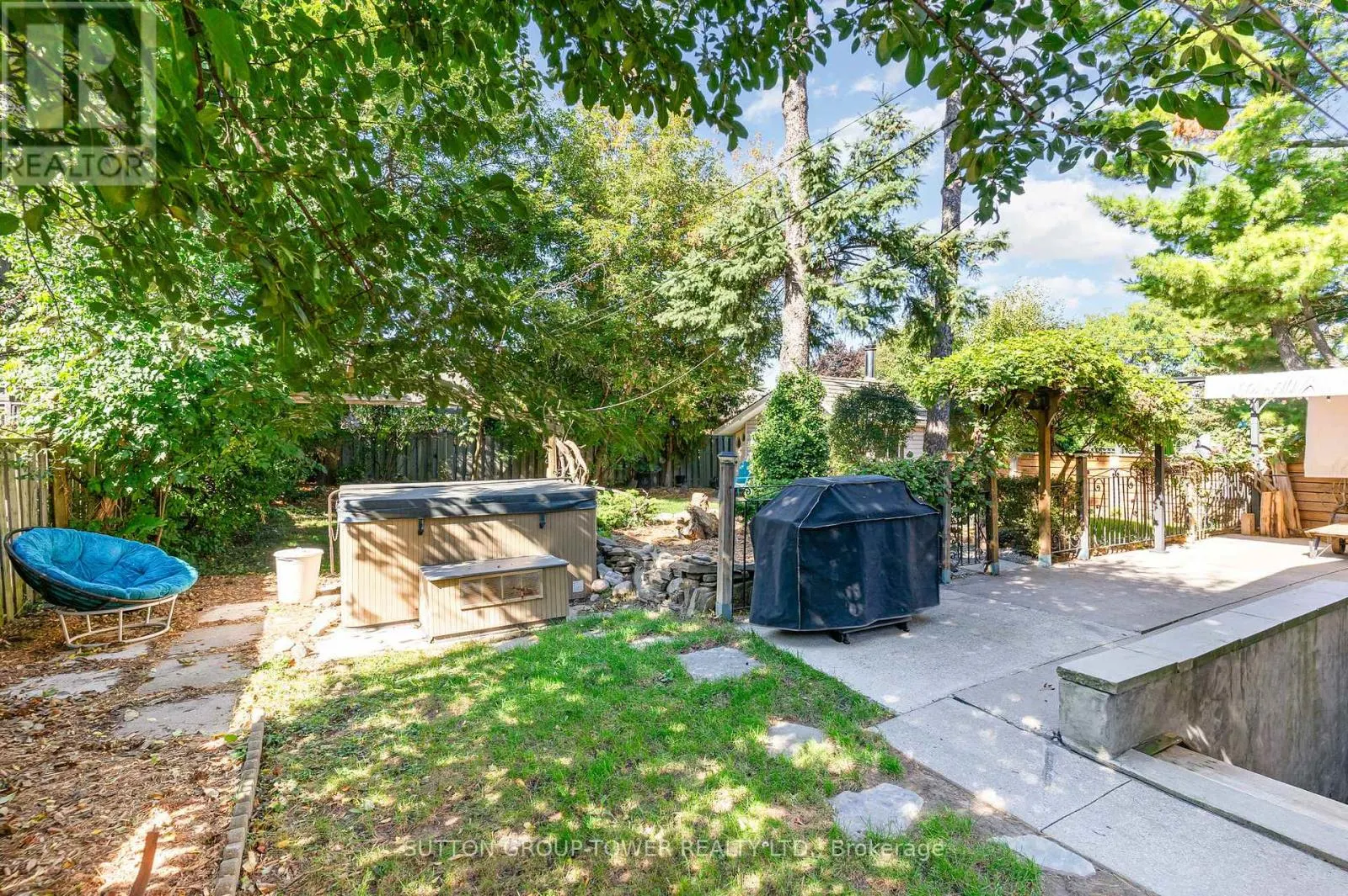 1037 LEILANI DRIVE