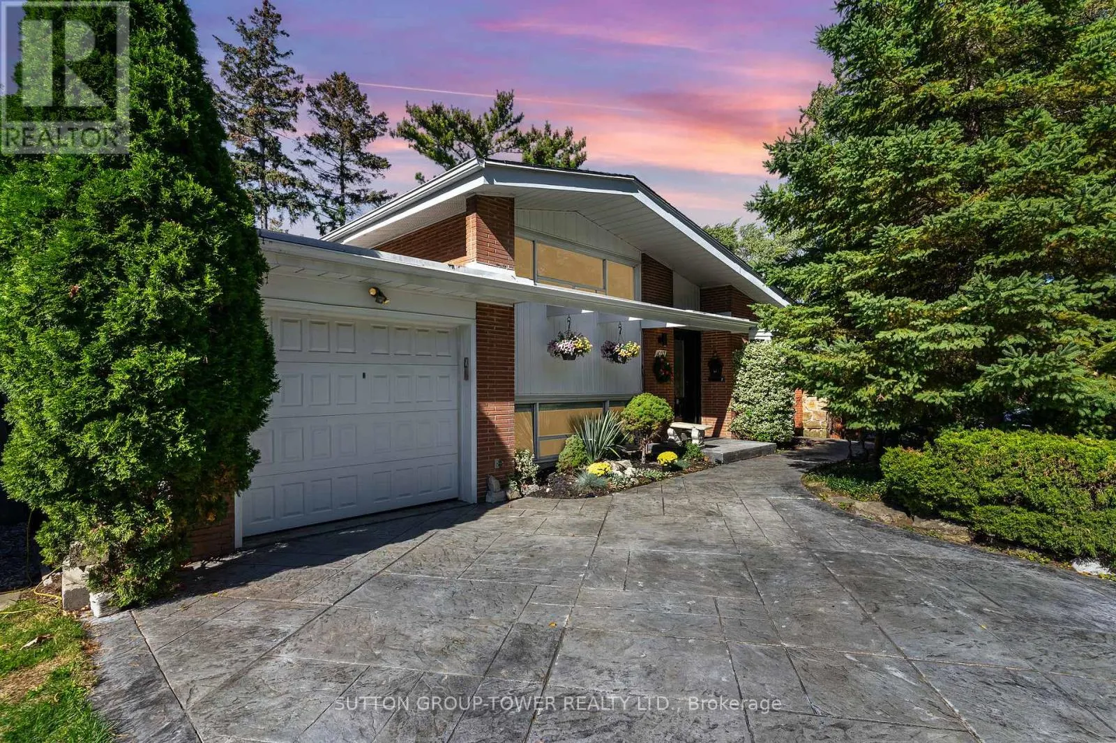 1037 LEILANI DRIVE