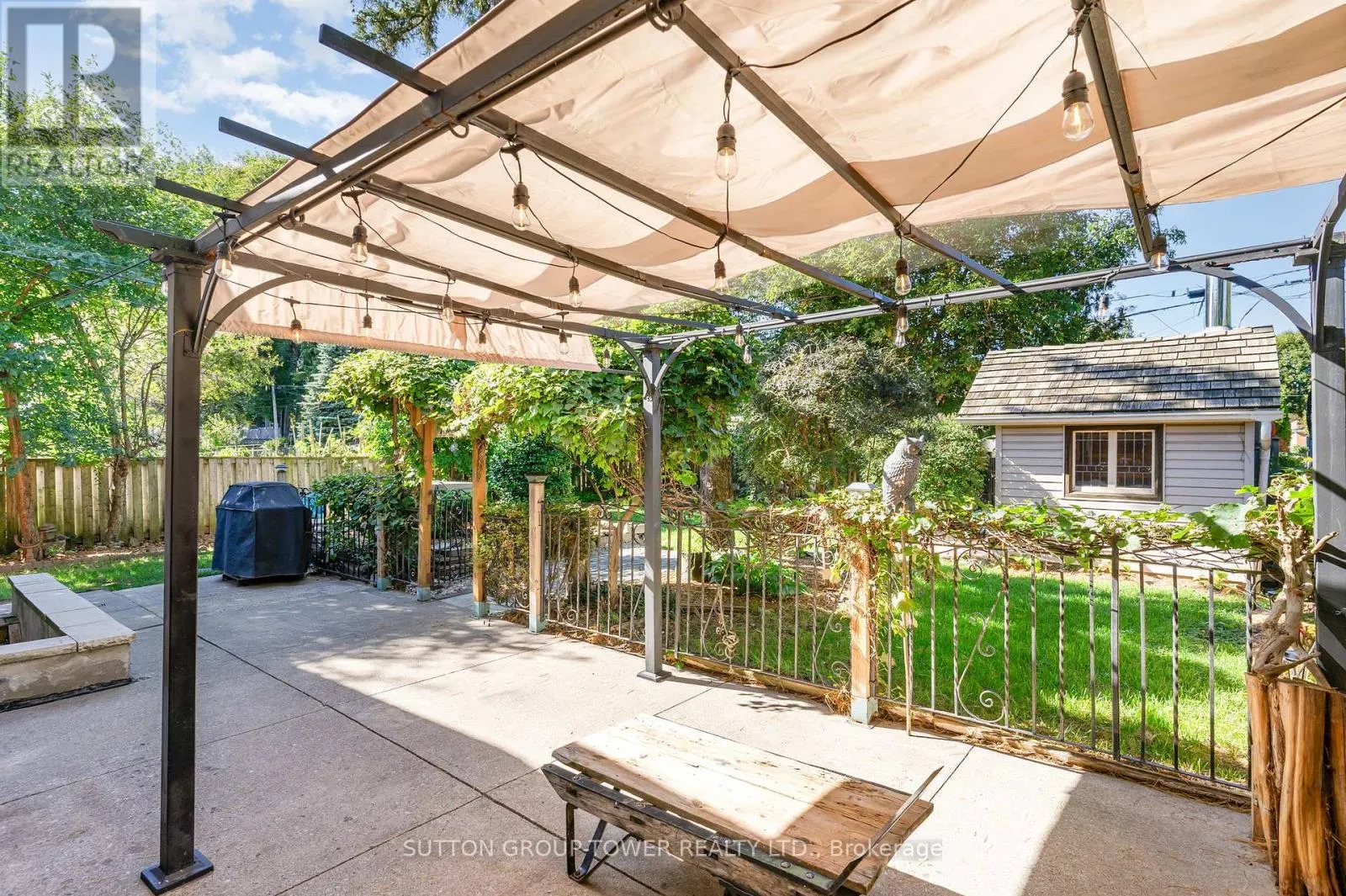 1037 LEILANI DRIVE