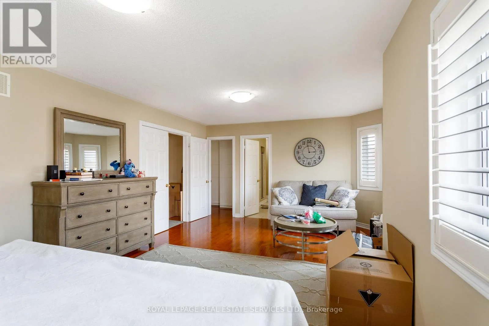 3137 COUNTESS CRESCENT