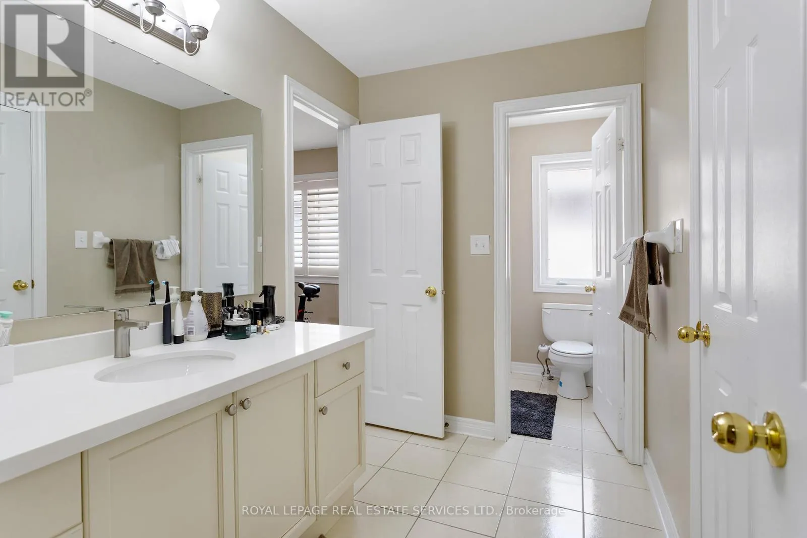 3137 COUNTESS CRESCENT